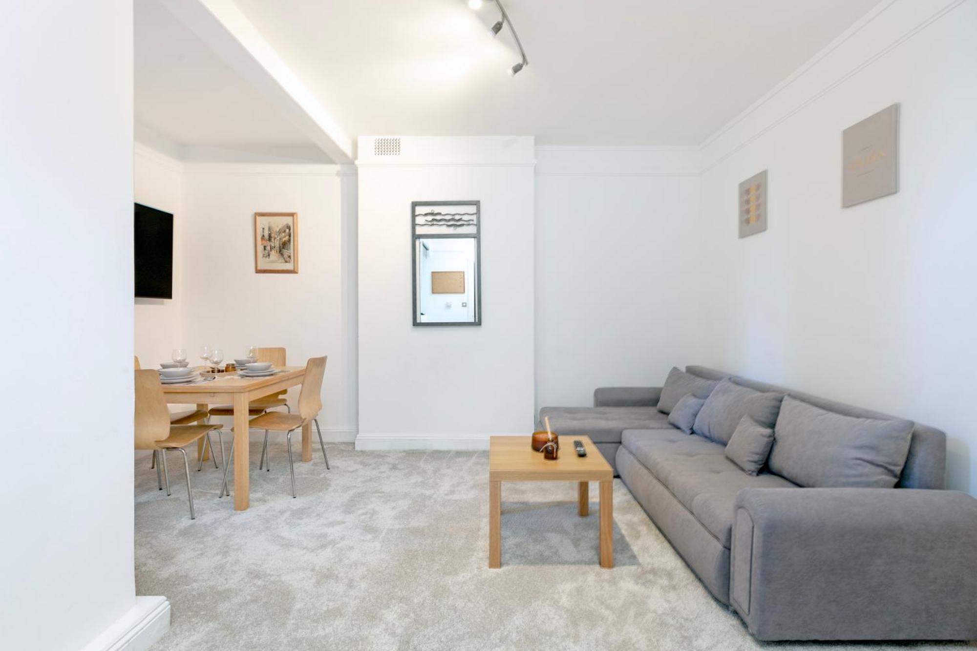 Beautiful 3 Bedroom Flat In Scott Ellis Gardens ลอนดอน ภายนอก รูปภาพ