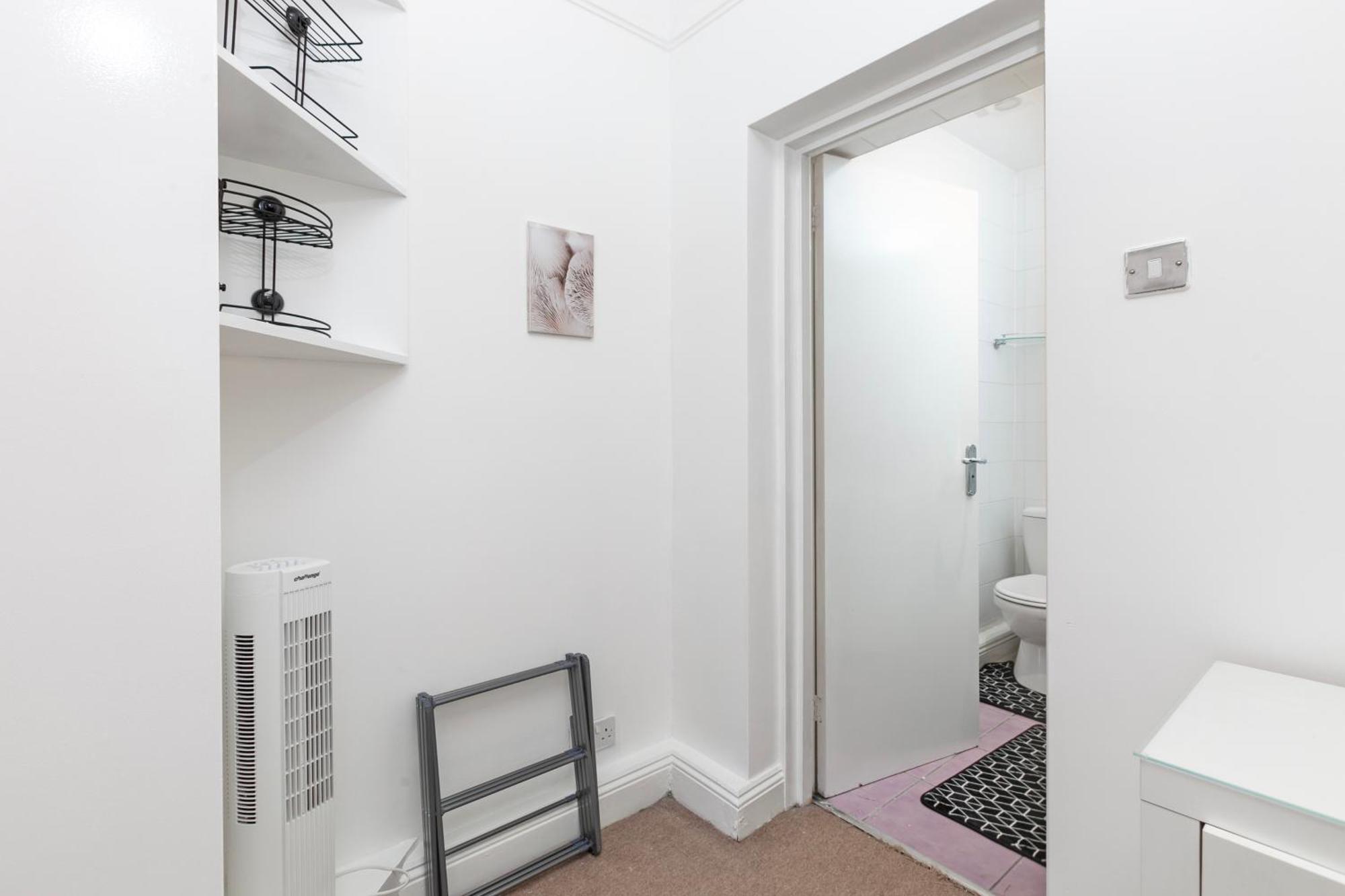 Beautiful 3 Bedroom Flat In Scott Ellis Gardens ลอนดอน ภายนอก รูปภาพ