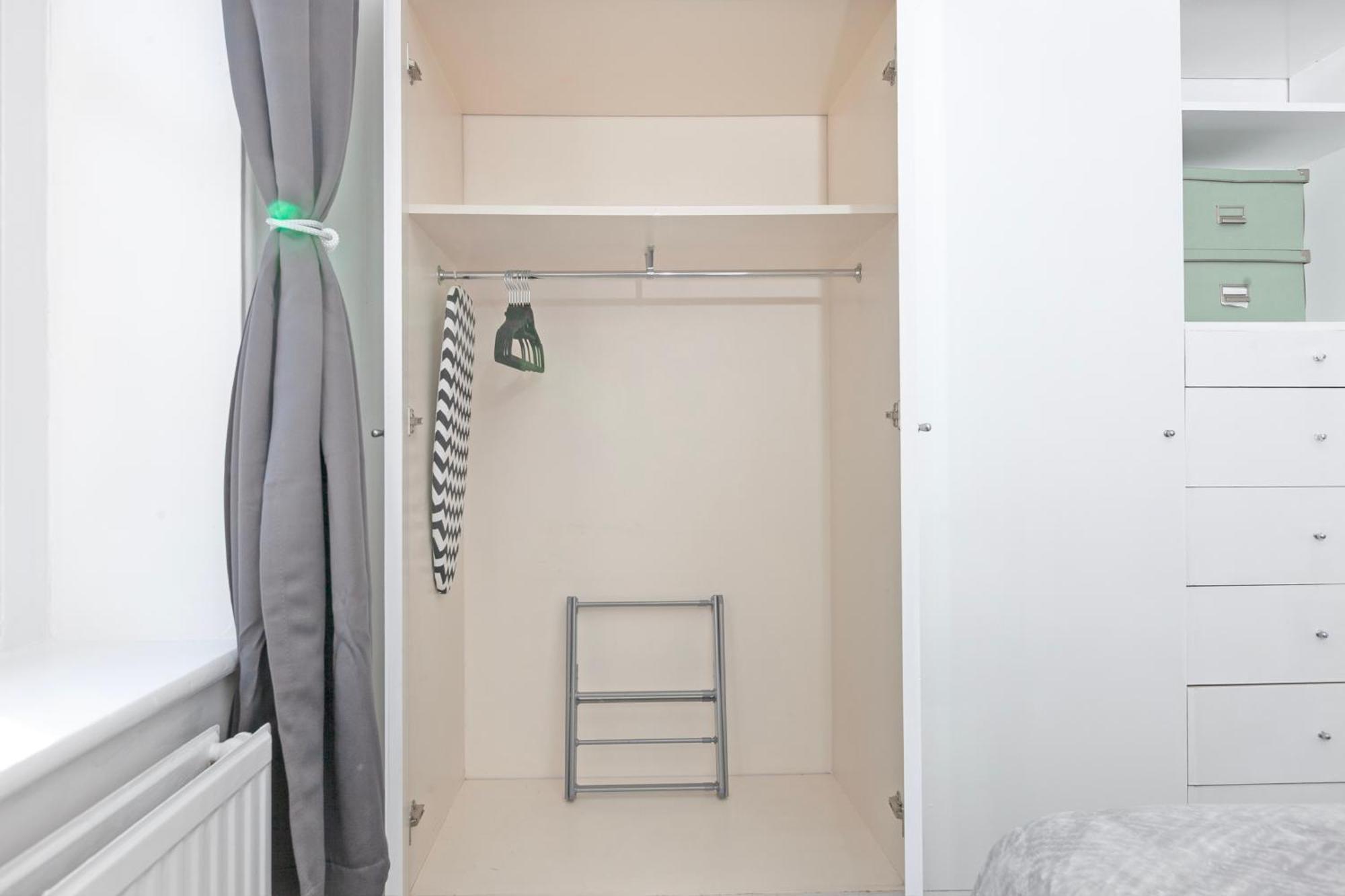 Beautiful 3 Bedroom Flat In Scott Ellis Gardens ลอนดอน ภายนอก รูปภาพ