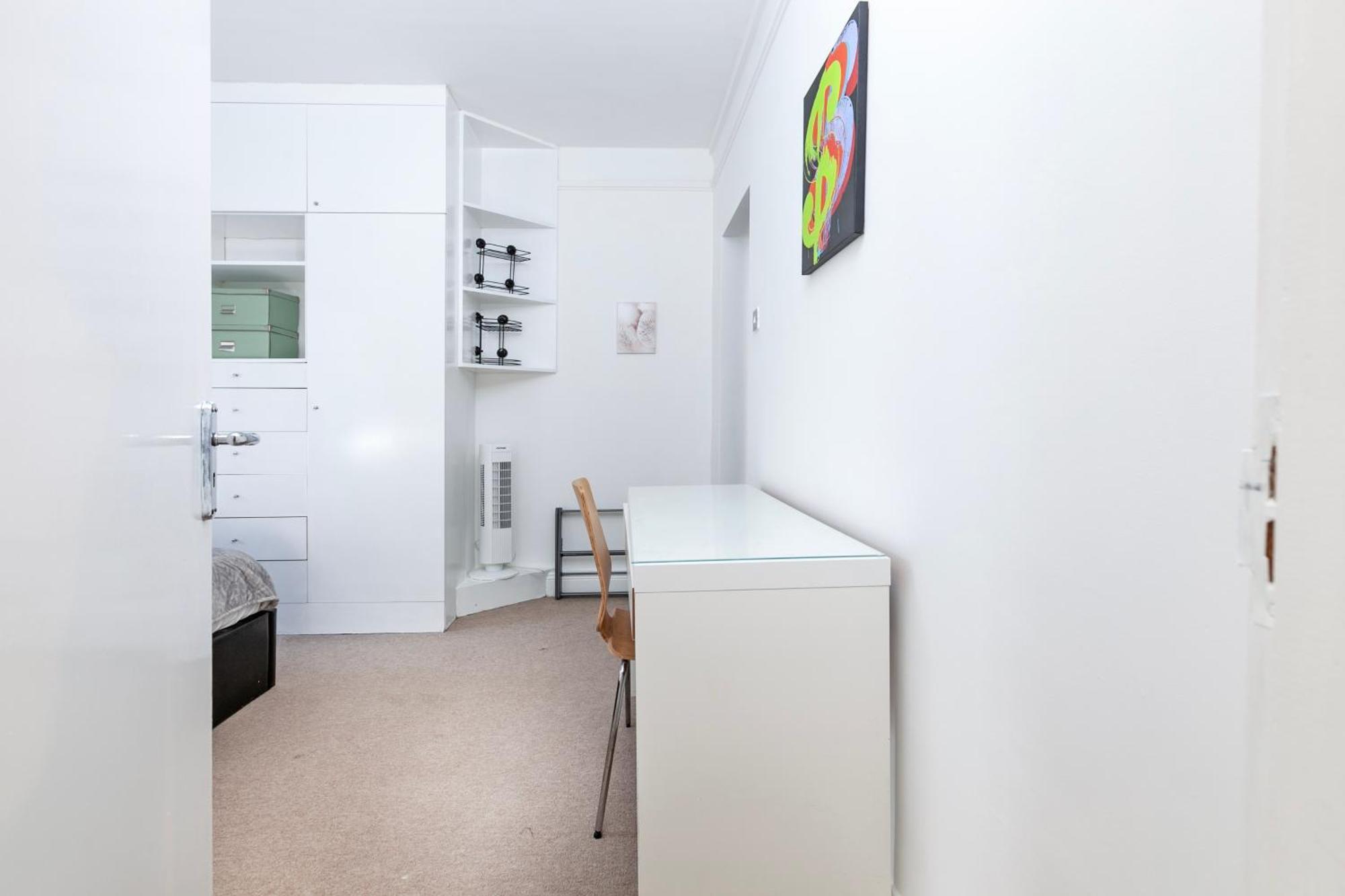 Beautiful 3 Bedroom Flat In Scott Ellis Gardens ลอนดอน ภายนอก รูปภาพ
